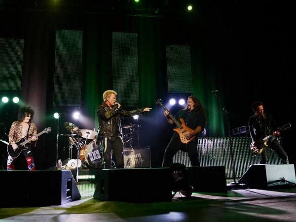 Billy Idol  May 25, 2013  The Pearl, Palms Concert Theater, Las Vegas, NV