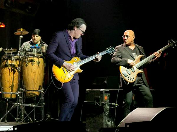 Joe Bonamassa  May 2, 2015  The Pearl, Palms Concert Theater, Las Vegas, NV