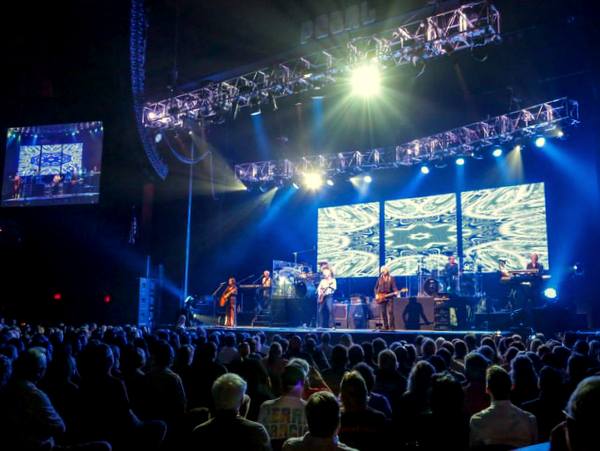 Moody Blues  May 3, 2015  The Pearl, Palms Concert Theater, Las Vegas, NV